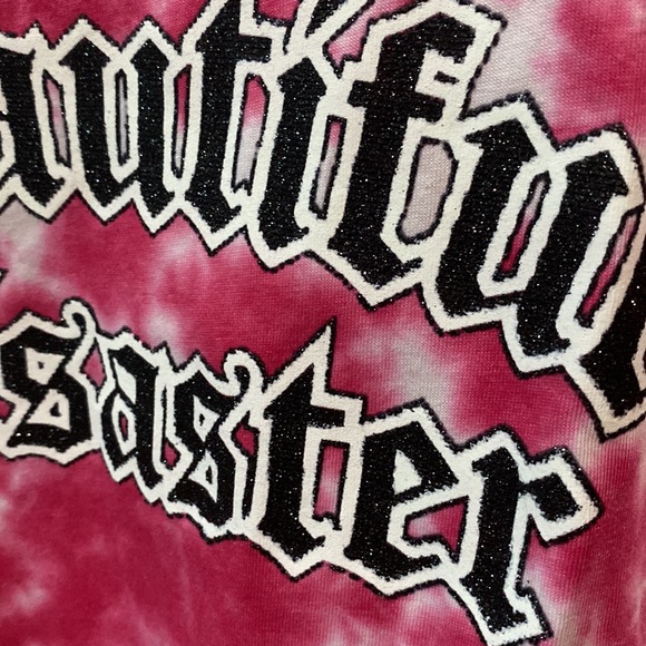 Beautiful Disaster Sleeve Less L - Picture 3 of 4